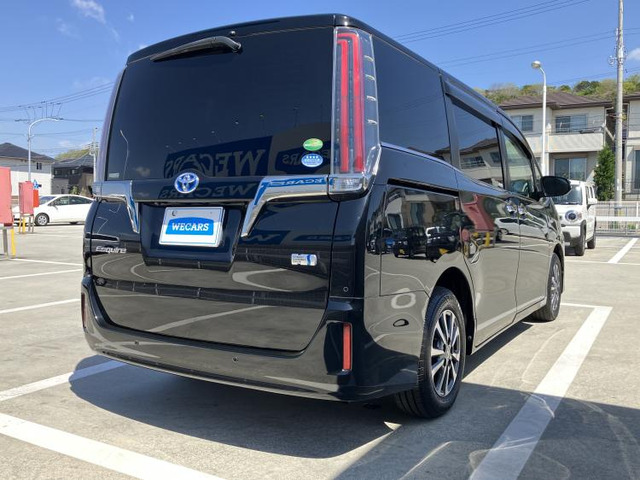 エスクァイアハイブリッド1.8 Gi プレミアムパッケージ ブラックテイラード