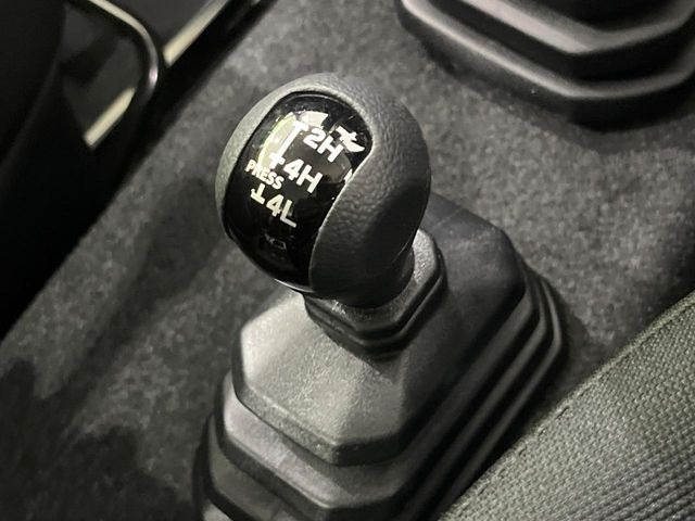 4WD�̂��Ԃł��̂ŁA�ᓹ�ł����S�ł���~��n�n��ɂ��Z�܂��̕��ȊO�ɂ��A�E�B���^�[�X�|�[�c����̕���~��n��֋A�Ȃ����@�������ɂ���������!