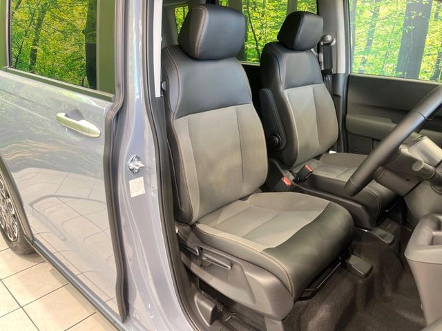 もちろん車内はキレイです♪よりクリーンな状態をキープしたいお客様には『ナノゾーンコート』がおすすめ!新型コロナウイルス対策や、除菌・消臭に効果を発揮し多くの方にご好評いただいております。