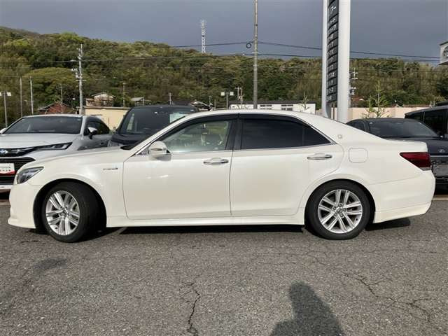 クラウンアスリート