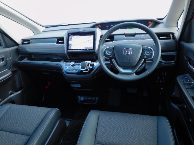 フリード+1.5 ハイブリッド G