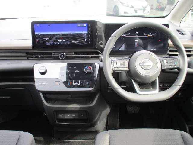 セレナ1.4 e-POWER ハイウェイスターV