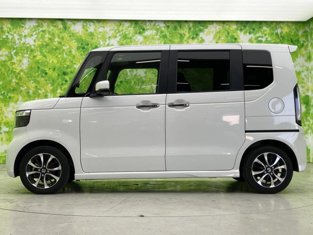 N-BOXカスタムコーディネートスタイル モノトーン