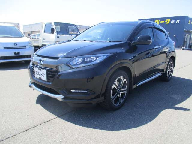 ヴェゼル1.5 ハイブリッド Z ホンダセンシング 4WD