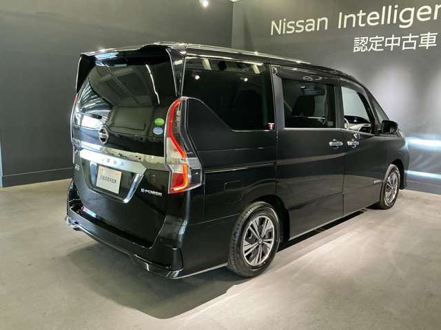 セレナ1.2 e-POWER ハイウェイスターV