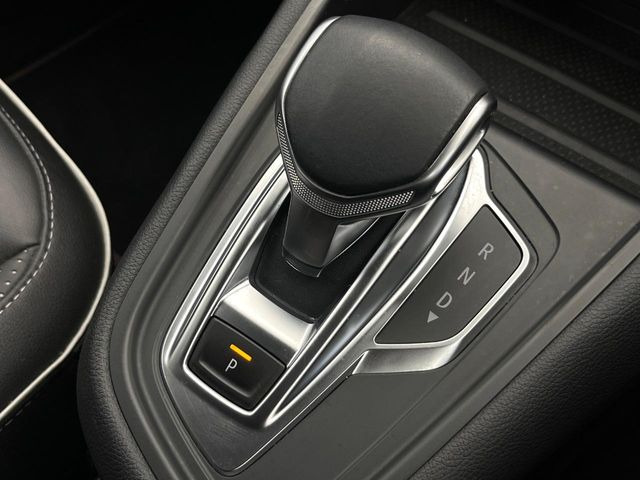 ●シフトノブの使用感も少なく、良好な状態です。