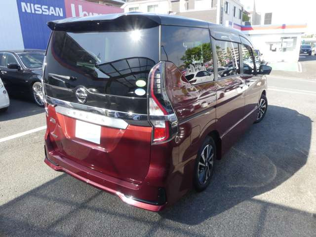 セレナ2.0 ハイウェイスターV