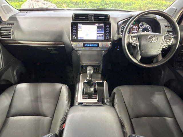 ランドクルーザープラド2.8 TX Lパッケージ マットブラック エディション ディーゼル 4WD