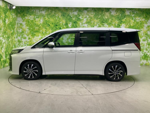 ノア1.8 ハイブリッド S-Z