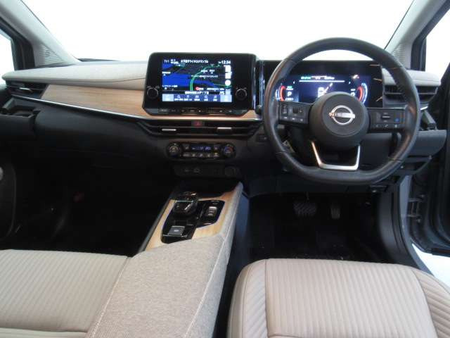 ノートオーラ1.2 G レザーエディション