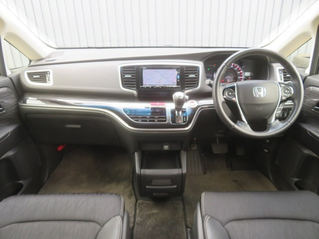 オデッセイ2.4 アブソルート X ホンダ センシング 4WD