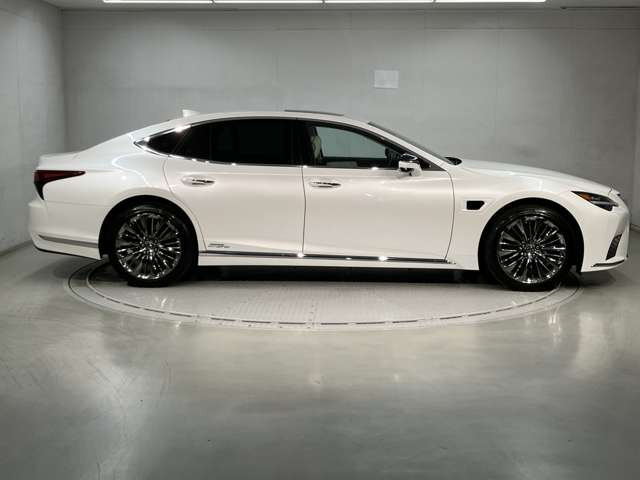 LS500h バージョンL アドバンスドドライブ 4WD