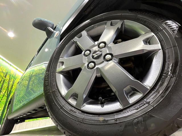 �y����15�C���`�A���~�z�C�[���z�O�ςɃ}�b�`���������A���~�z�C�[���𑕒����Ă���܂��B�e��ЊO�A���~�z�C�[����A�X�^�b�h���X�^�C�����戵�����Ă���܂��B���񂲑��k����������