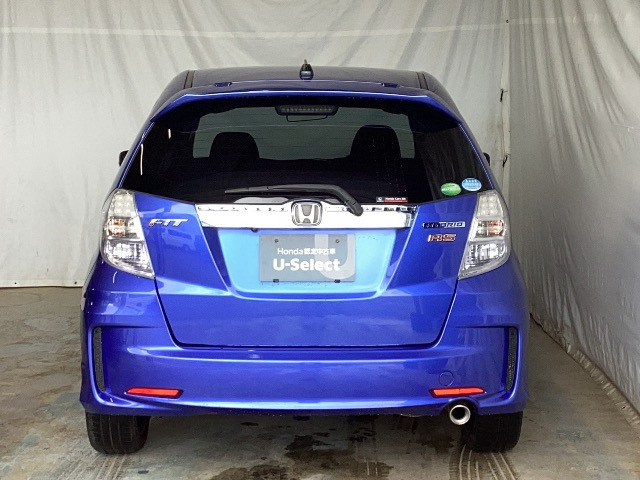 フィットハイブリッド1.5 RS