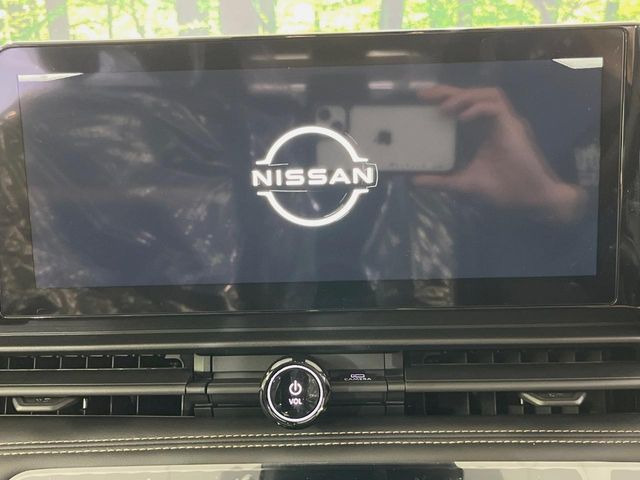 セレナ1.4 e-POWER ハイウェイスターV