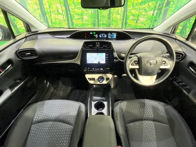 プリウス1.8 S セーフティ プラス