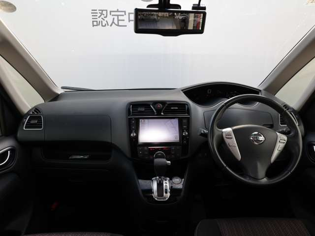 セレナ2.0 ハイウェイスター Vセレクション+Safety II S-HYBRID