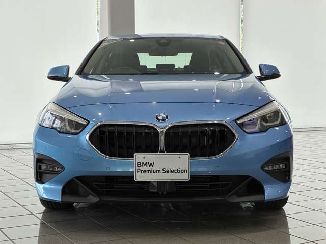 2シリーズグランクーペ218i プレイ