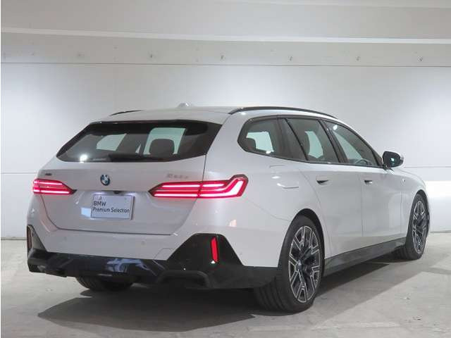 5シリーズツーリング523d xドライブ Mスポーツ 4WD