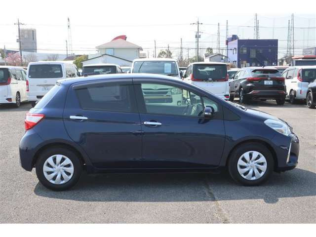 ヴィッツ1.3 F セーフティ エディションIII