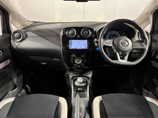 ノート1.2 e-POWER X FOUR 4WD