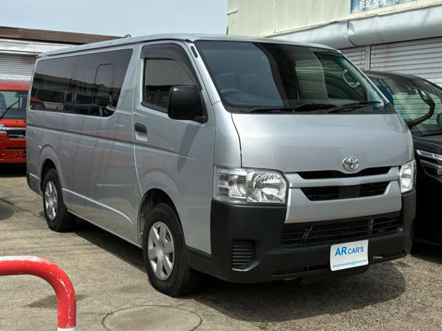 ハイエースバン2.8 DX ロング ディーゼル 4WD