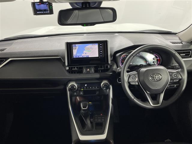 RAV42.0 G 4WD