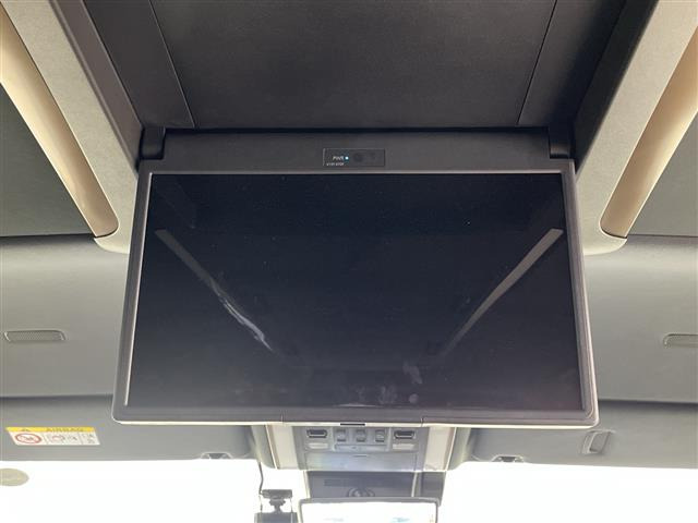 ヴェルファイアハイブリッド 2.5 Z プレミア E-Four 4WD