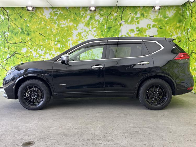 エクストレイル2.0 モード・プレミア ハイコントラスト インテリア 4WD