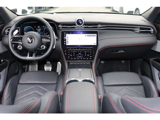 グレカーレトロフェオ 4WD