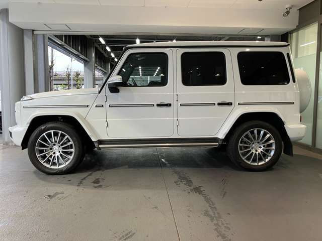 GクラスG400d AMG ライン 4WD