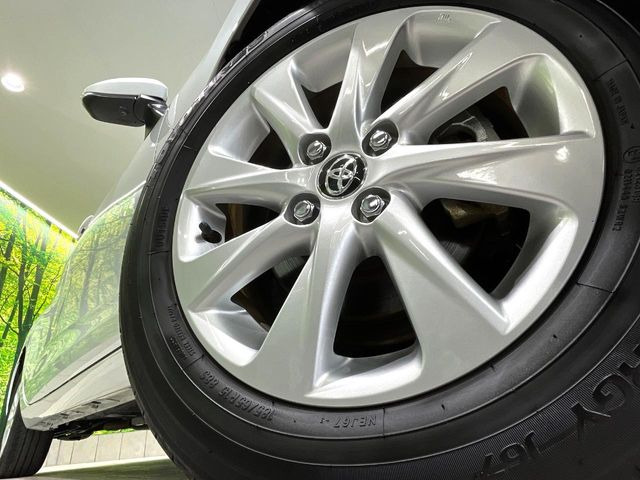 �y����15�C���`�A���~�z�C�[���z�O�ςɃ}�b�`���������A���~�z�C�[���𑕒����Ă���܂��B�e��ЊO�A���~�z�C�[����A�X�^�b�h���X�^�C�����戵�����Ă���܂��B���񂲑��k����������