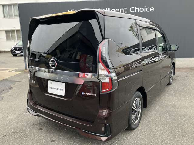 セレナ1.2 e-POWER ハイウェイスターV