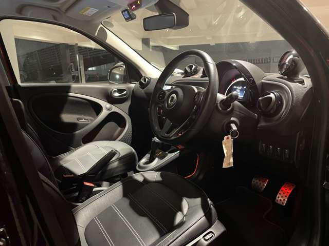 スマートフォーフォーブラバス スポーツ ツイナミック