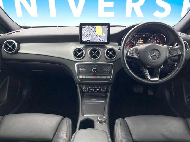 GLAクラスGLA250 4マチック 4WD