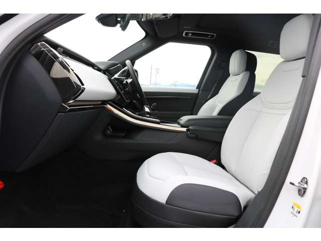 レンジローバースポーツダイナミック SE 3.0L P550e 4WD