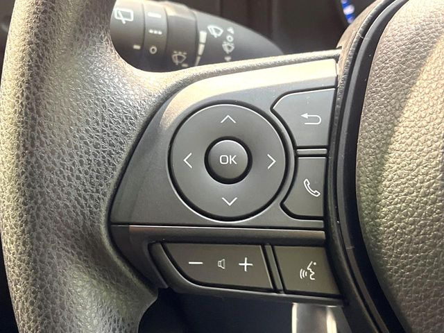 【ステアリングスイッチ】運転中、前方から目線をそらすことなく、オーディオ等の操作が可能な便利機能!安心&快適なドライブを演出してくれます♪