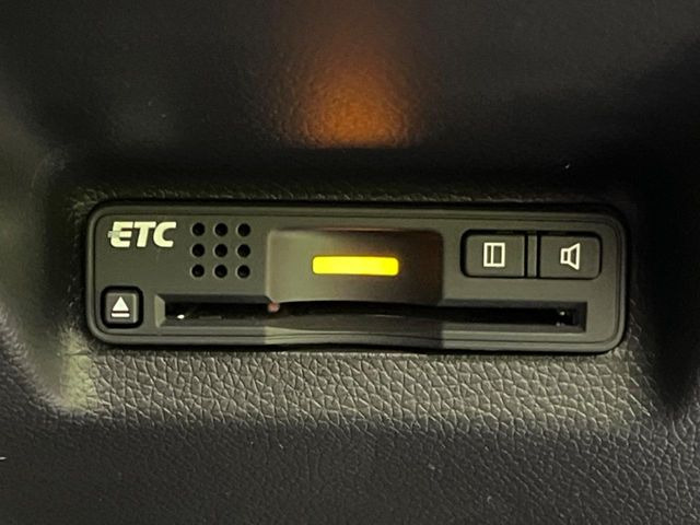 【ETC】高速道路の料金所をストレスなく通過!話題のスポットやサービスエリアに多い「スマートIC」利用時は必須のアイテムです。当店でセットアップを実施、ご納車当日からすぐにご利用いただけます!