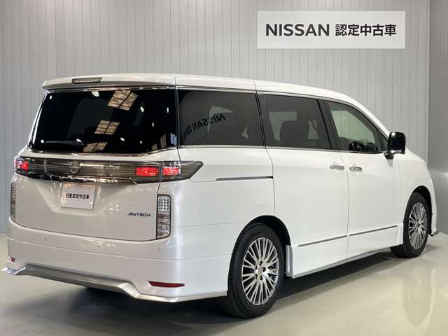 エルグランド3.5 AUTECH