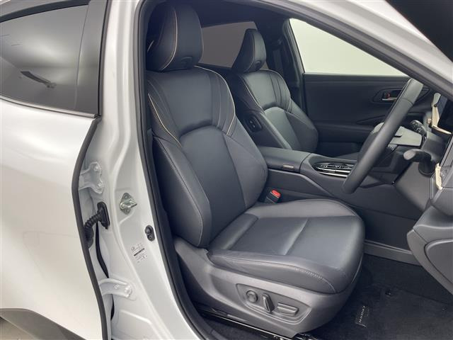 クラウンスポーツ2.5 Z E-Four 4WD