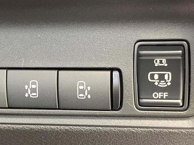 セレナ1.4 e-POWER ハイウェイスターV