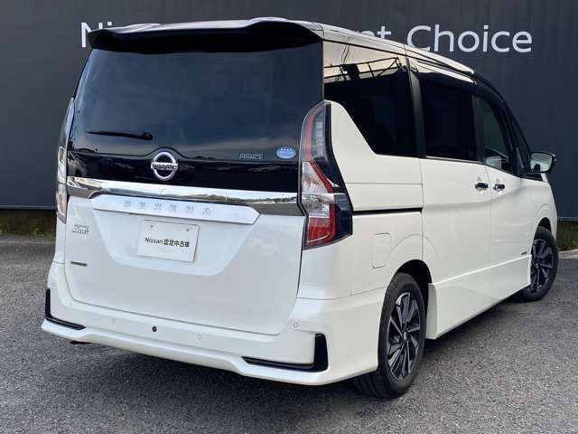 セレナ2.0 ハイウェイスターV