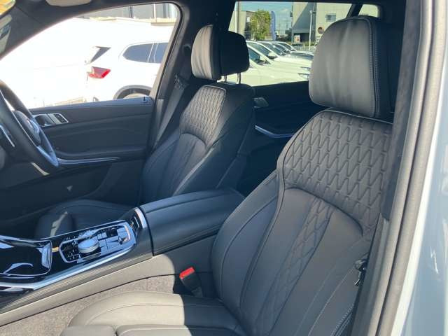 X7xドライブ 40d Mスポーツ 4WD