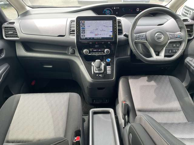 セレナ1.2 e-POWER ハイウェイスターV