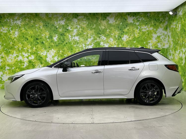 カローラツーリング1.8 ハイブリッド W×B