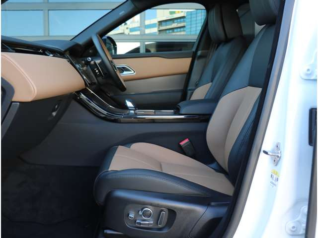 レンジローバーヴェラールダイナミック HSE 2.0L D200 ディーゼル 4WD