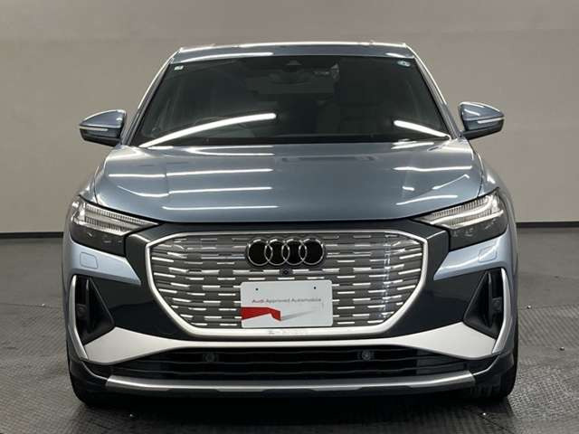 Q4スポーツバックe-tron40 Sライン