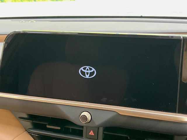 クラウンスポーツ2.5 Z E-Four 4WD