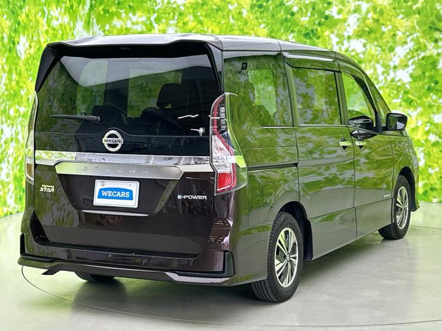 セレナ1.2 e-POWER ハイウェイスターV