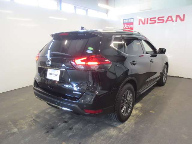 エクストレイル2.0 20Xi ハイブリッド 4WD